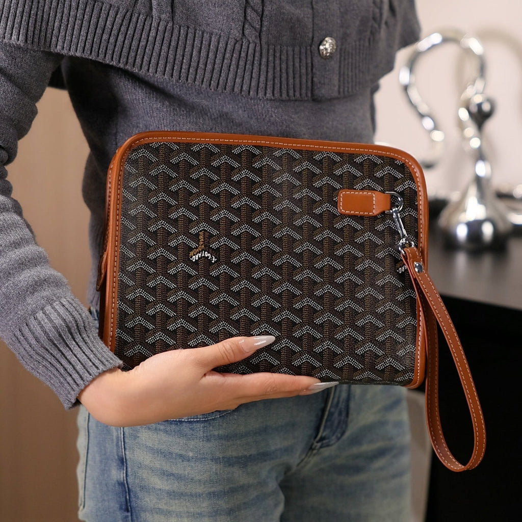Luxury Pattern Wristlet Clutch — Zippered Designer Style Handbag with Detachable Strap