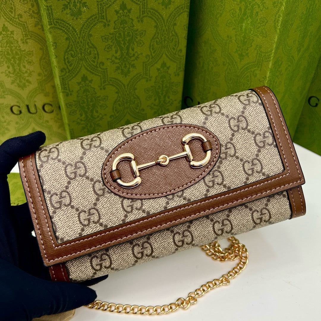 Gucci Horsebit Wallet on Chain