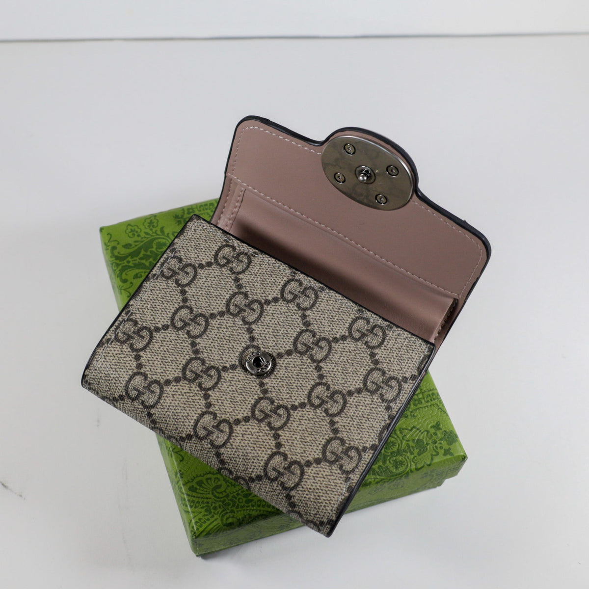 Luxury Monogram Canvas Wallet Magnetic Clasp