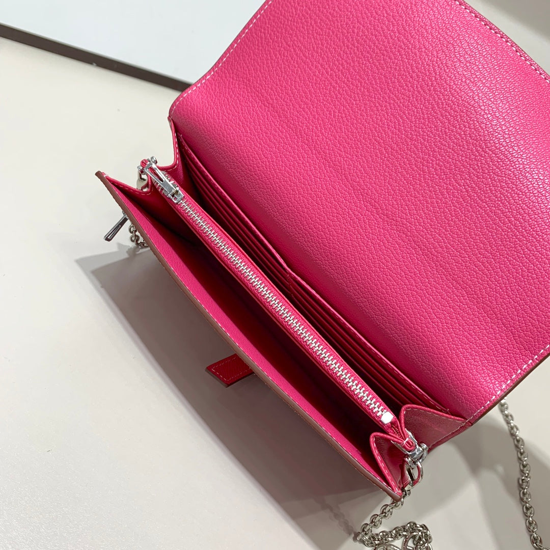 H Long Wallet on Chain Epsom Calfskin