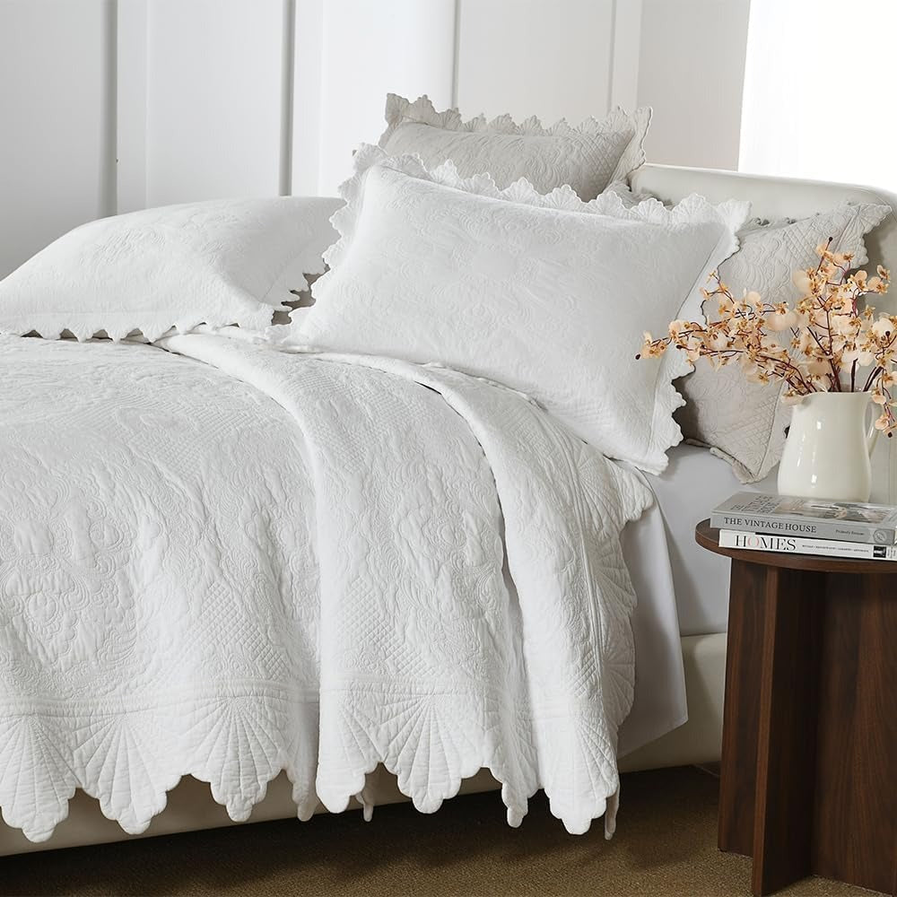 3-Piece Cotton Quilt Set – Reversible Embossed Floral, White, King